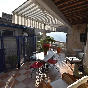 Climatise Et Sa Terrasse Privee En , La Trinité Frankreich